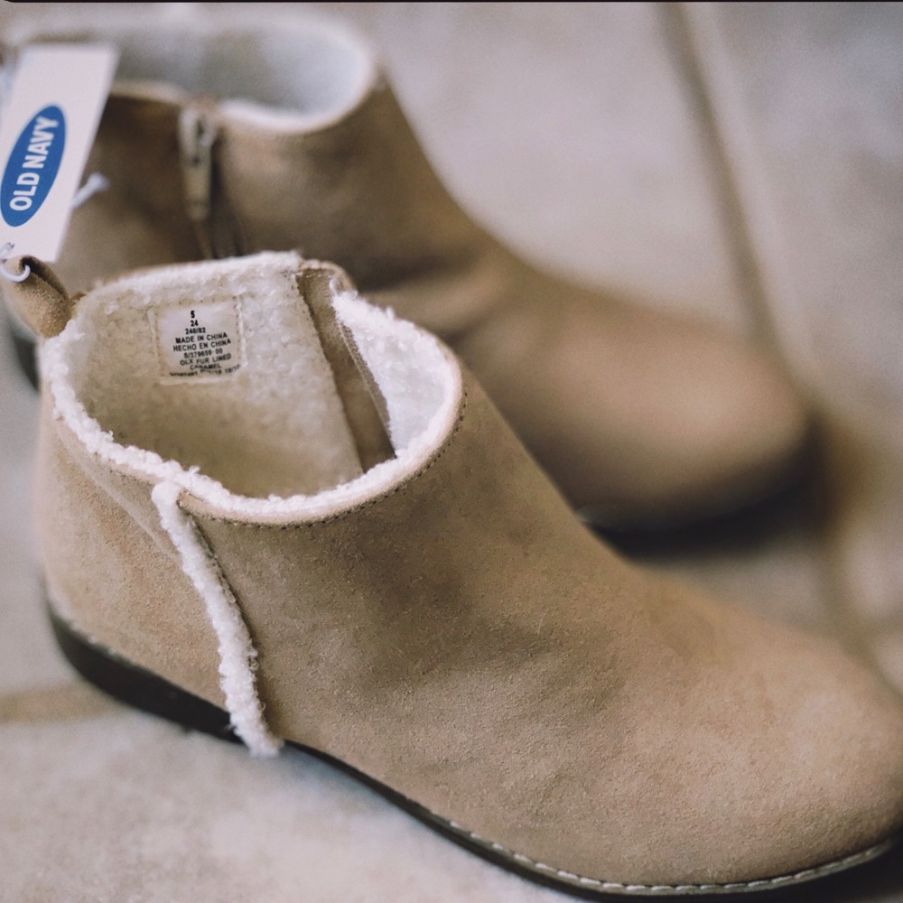 Faux-Suede Sherpa-Lined Boots for Girls